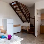 Cozy House With Garden And Pool In * بيبيوني