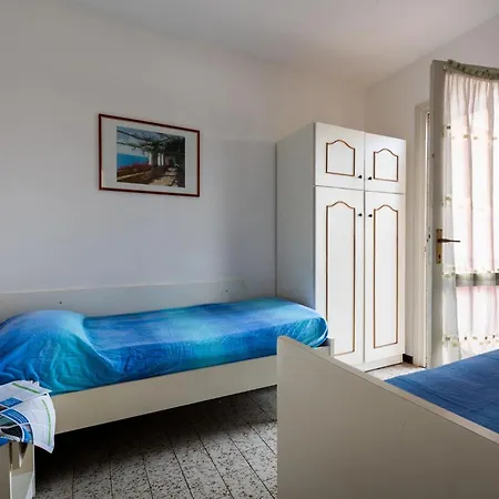 Apartment Cozy House With Garden And Pool In Bibione